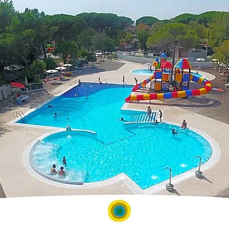 Marina Family Village Szálloda 4*
