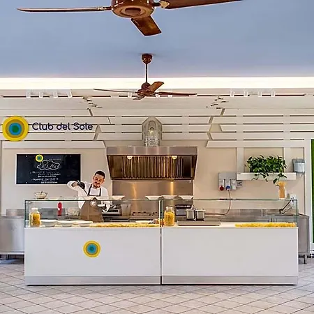 Szálloda Marina Family Village 4*